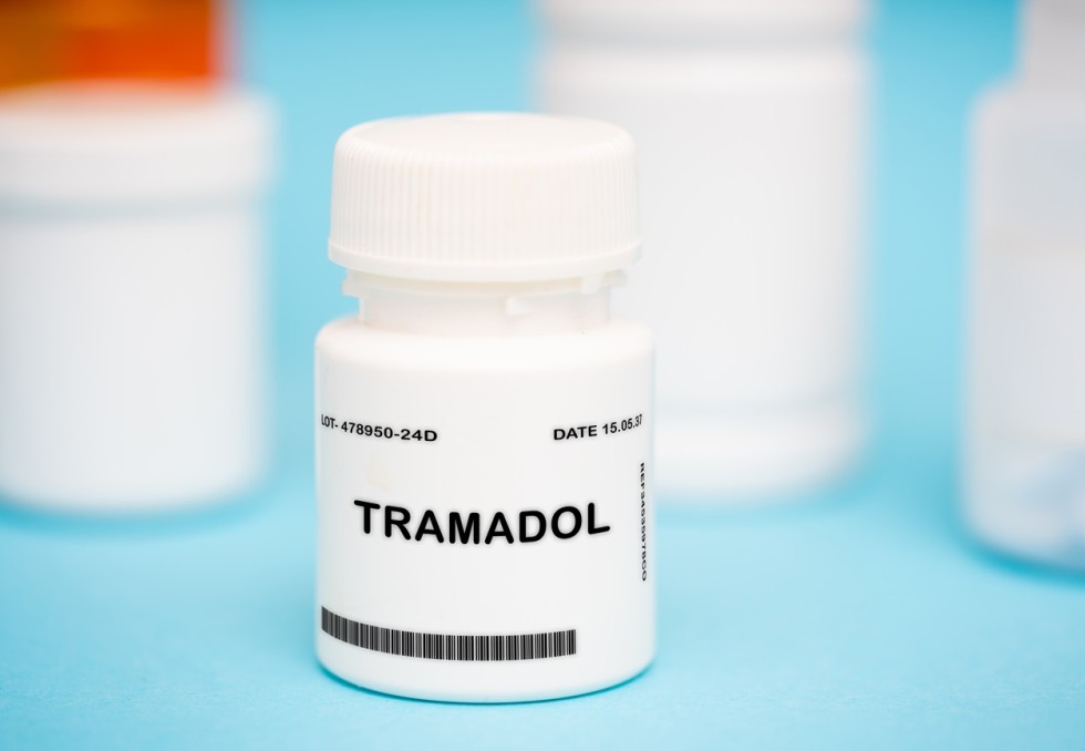 Wat is Tramadol? Begrip van Gebruik, Voordelen en Risico’s